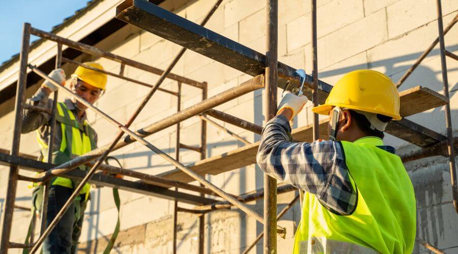 Professional gutter cleaning in Mount Carroll, IL